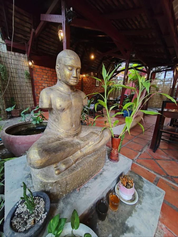 Soben Cafe Guesthouse & Restaurant Siem Reap Exterior photo