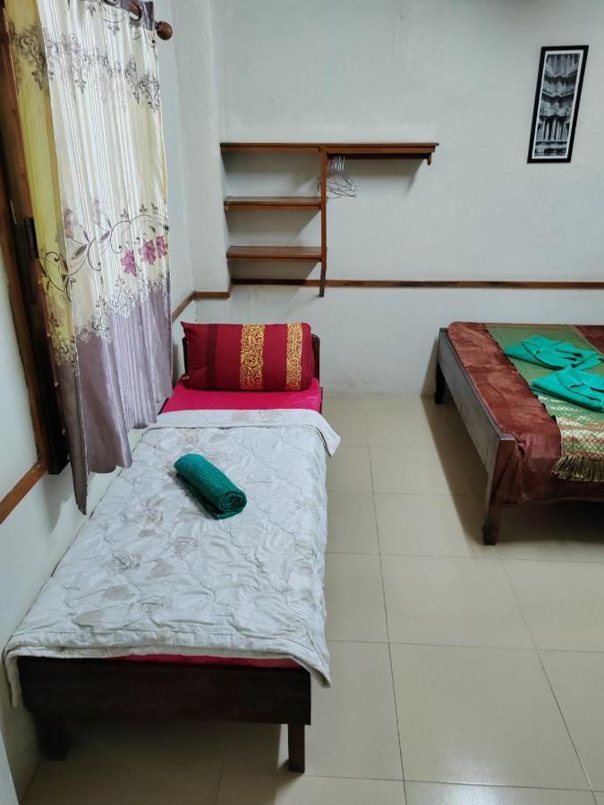 Soben Cafe Guesthouse & Restaurant Siem Reap Exterior photo